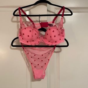 Brand New: Adore Me Set